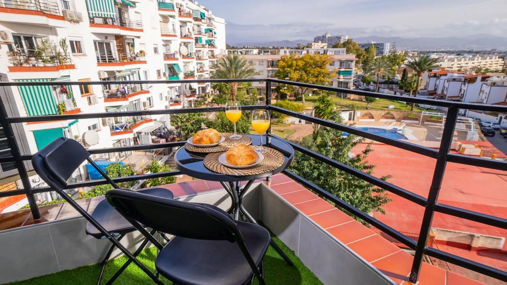 Apartamento Oasis En Playamar Con Piscina Torremolinos España